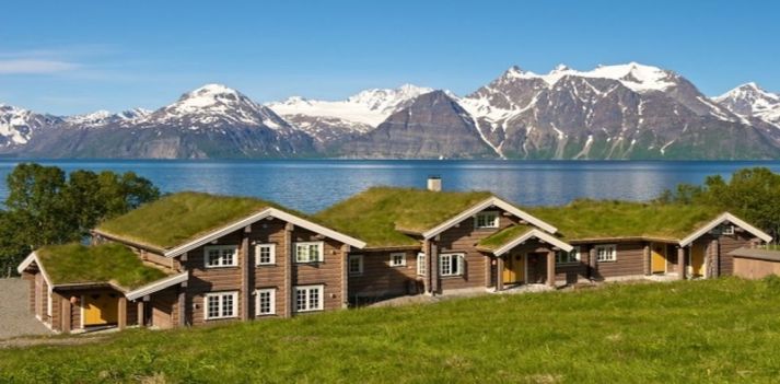 Norvegia - Luxury hotel affacciato su un fiordo nel circolo artico: Lyngen Lodge 2